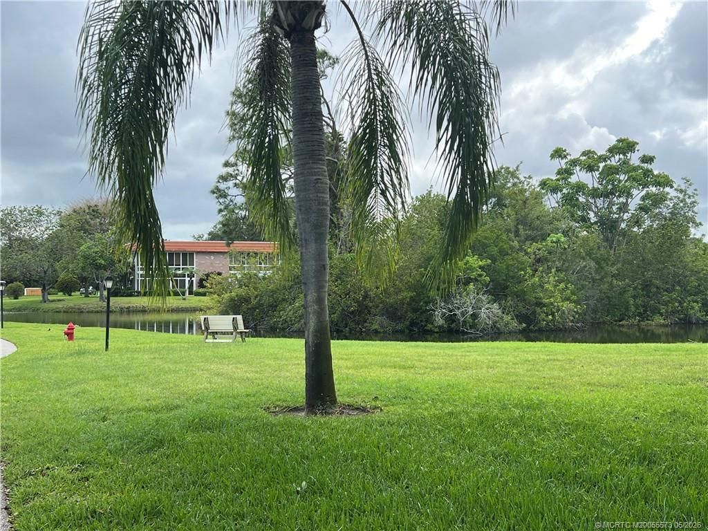 1225 NW 21st Street, Unit 8-805, Stuart, FL 34994 Photo