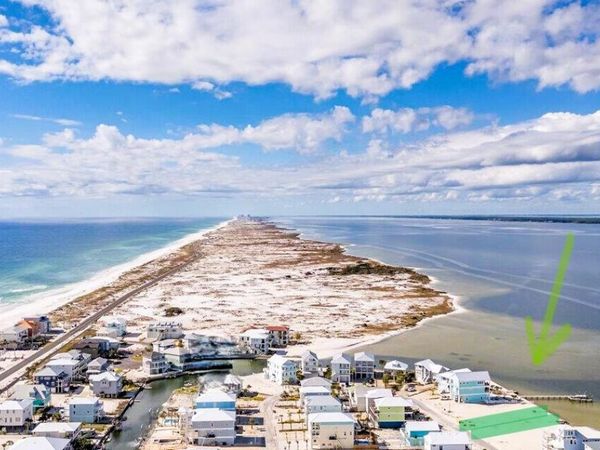 7364 Grand Navarre Boulevard, Navarre, FL 32566