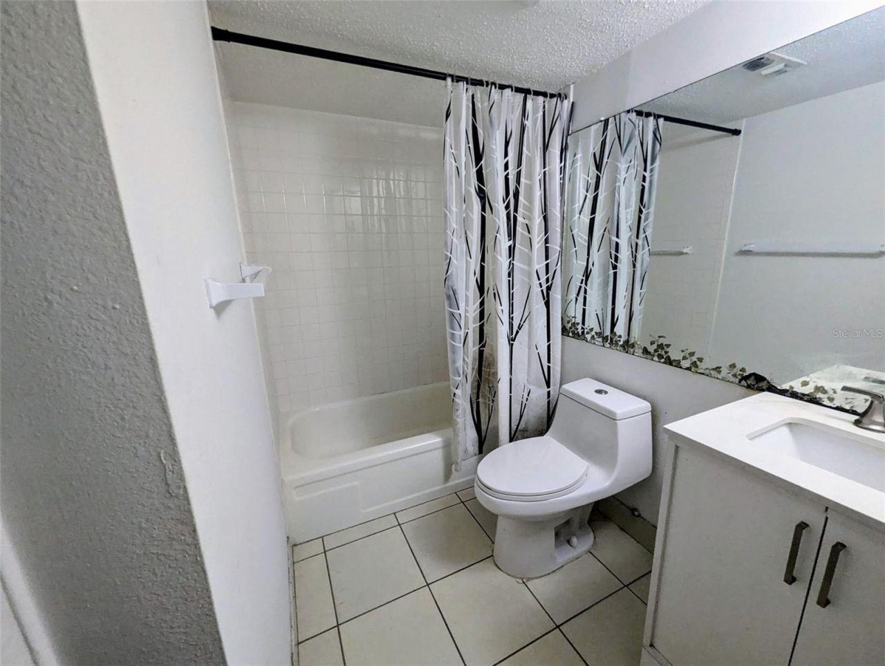 2366 E Mall Drive, Unit 313, Fort Myers, FL 33901 Photo