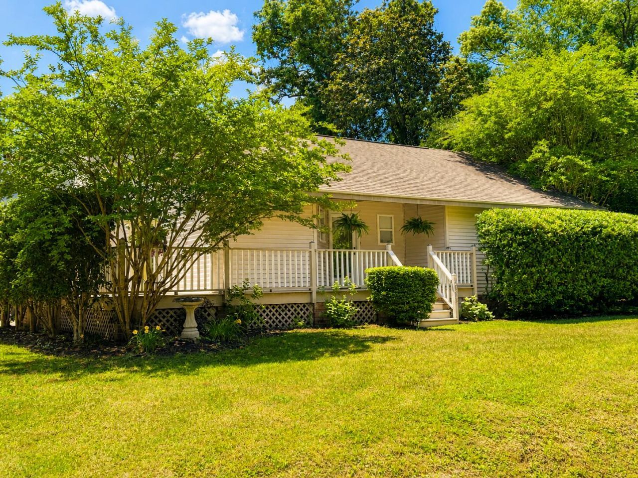 2041 Woodland Shores Road Photo 1