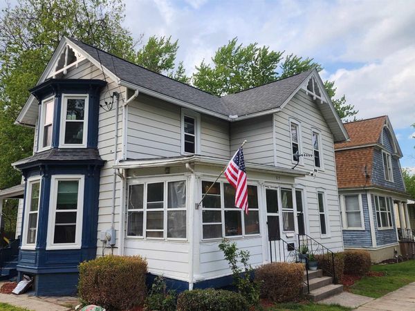 513 N Broad , Adrian, MI 49221