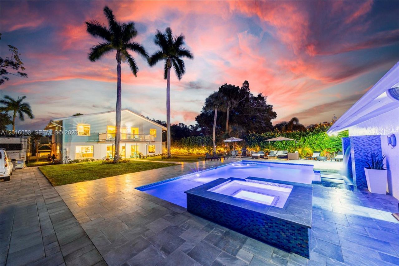 27237 Rio Vista Circle, Bonita Springs, FL 34135 Photo