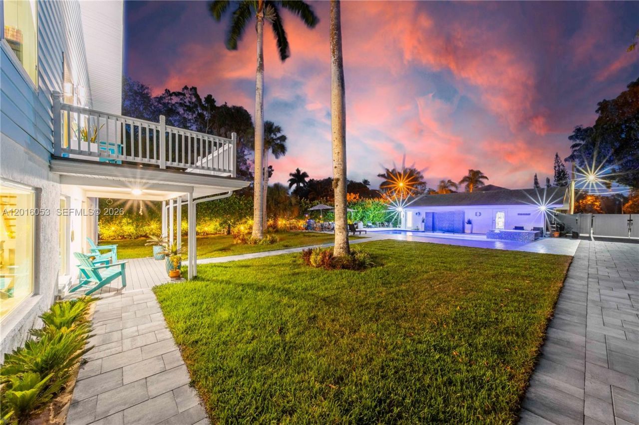 27237 Rio Vista Circle, Bonita Springs, FL 34135 Photo
