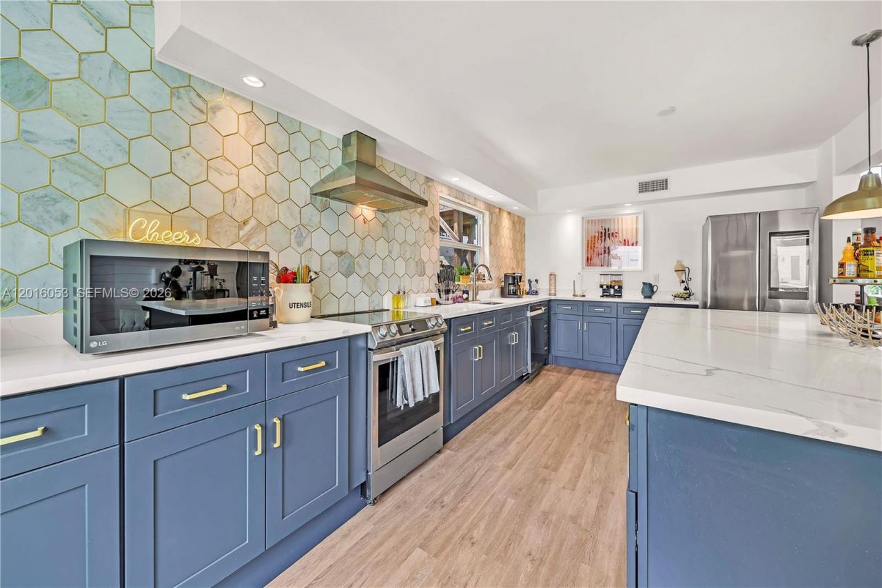 27237 Rio Vista Circle, Bonita Springs, FL 34135 Photo