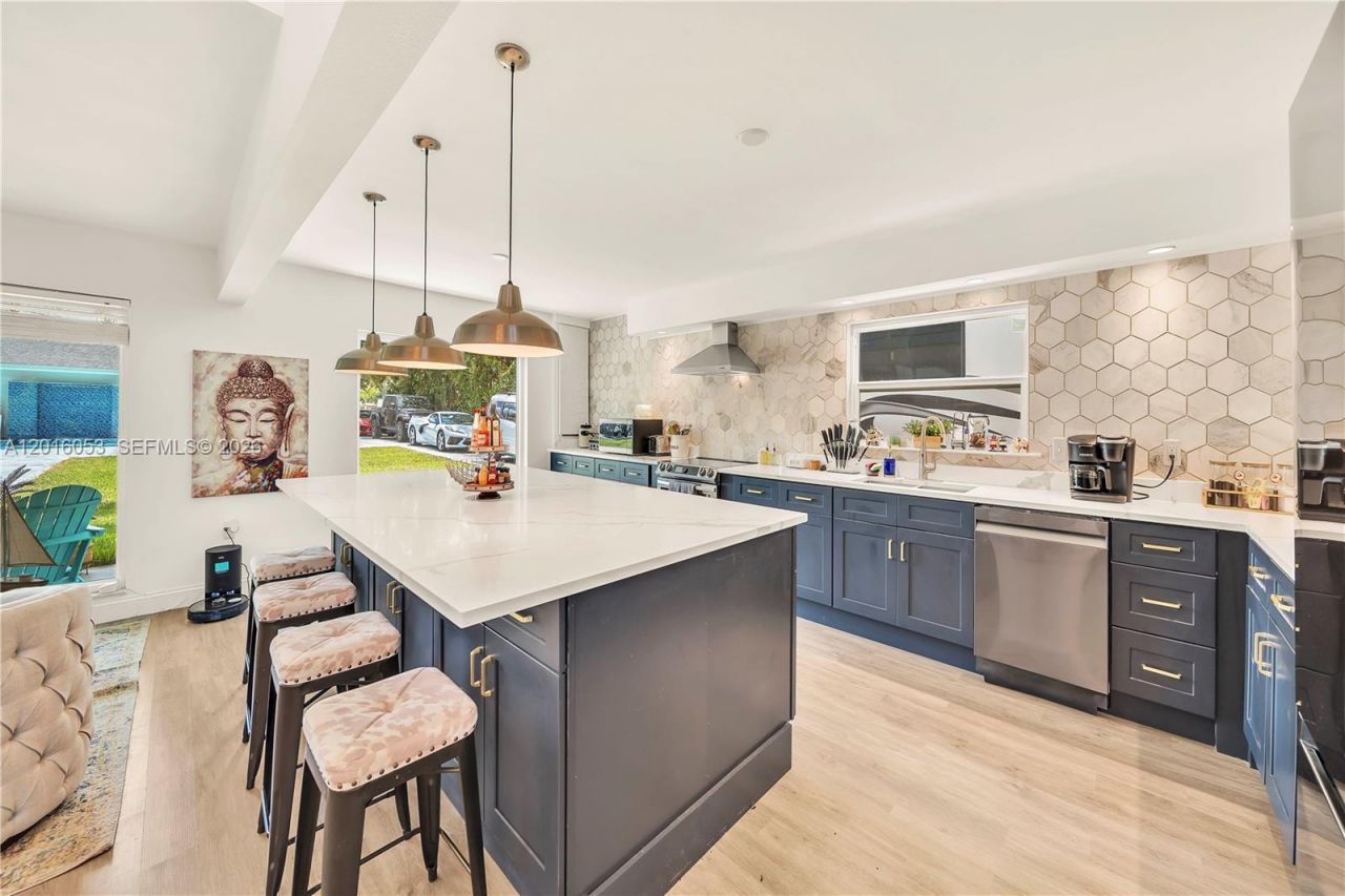 27237 Rio Vista Circle, Bonita Springs, FL 34135 Photo