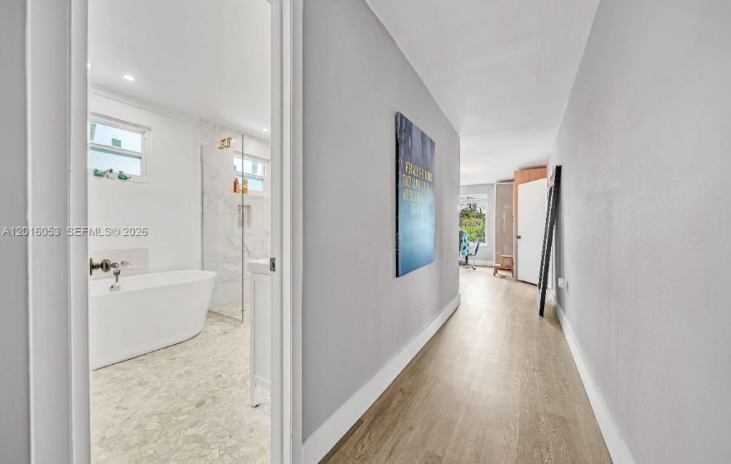 27237 Rio Vista Circle, Bonita Springs, FL 34135 Photo