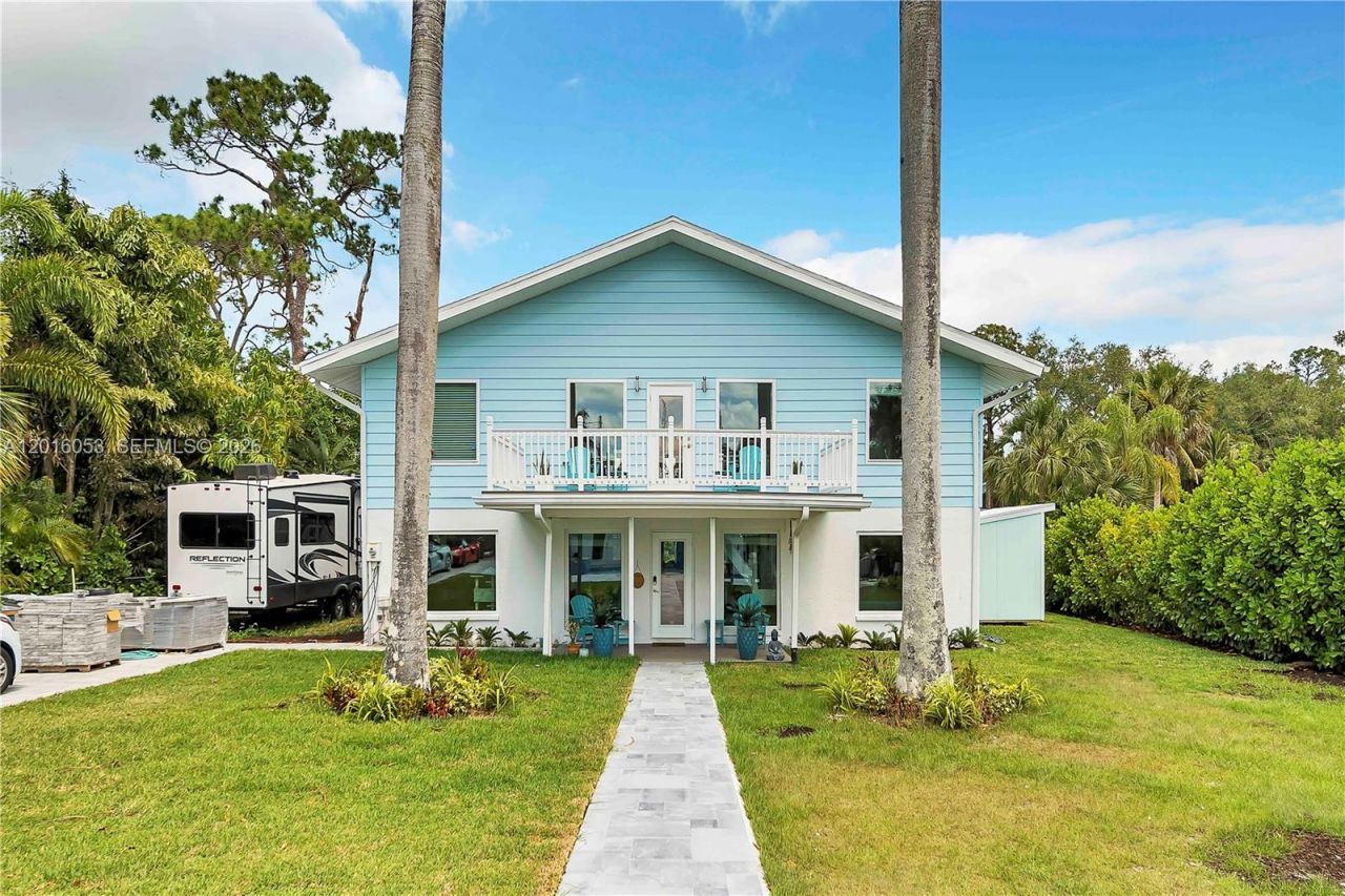 27237 Rio Vista Circle, Bonita Springs, FL 34135 Photo