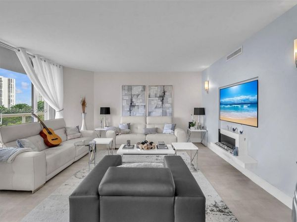 20191 E Country Club Dr , Unit 601, Aventura, FL 33180