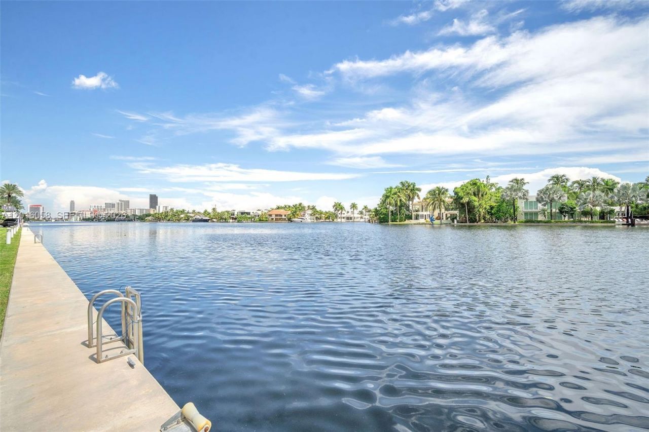 20191 E Country Club Dr , Unit 601, Aventura, FL 33180 Photo