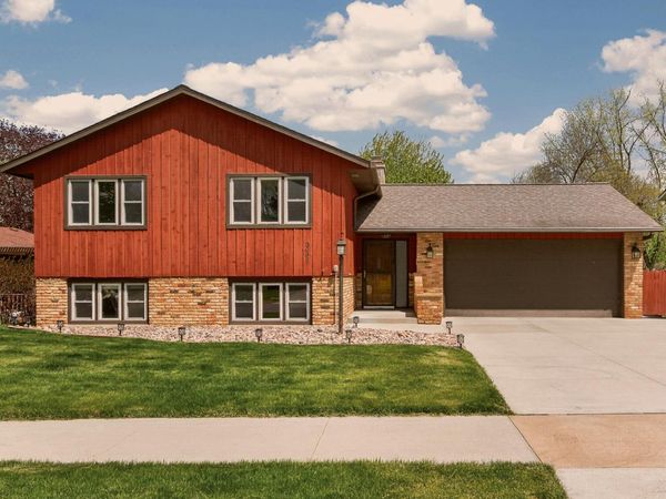 3008 5th Avenue NW, Rochester, MN 55901