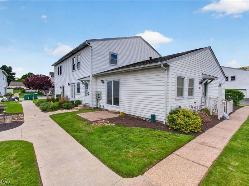 2549 Royal County Down Drive , Unit 15B, Uniontown, OH 44685 Photo 20