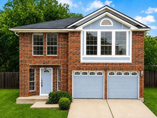 13701 Cambourne DR, Pflugerville, TX 78660