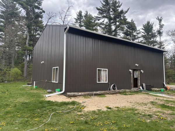 2057 E 72nd Street, Newaygo, MI 49337