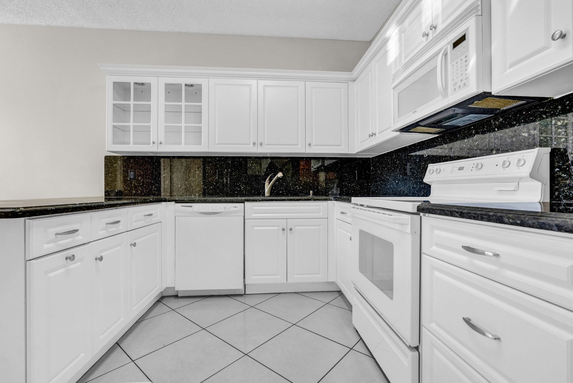 22791 Trelawny Terrace, Unit C, Boca Raton, FL 33433 Photo
