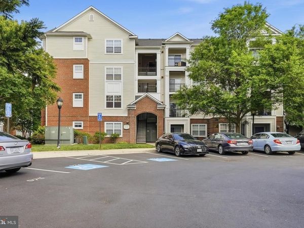12929 CENTRE PARK CIRCLE, Unit 215, HERNDON, VA 20171