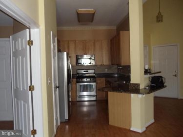 2701 BELLFOREST COURT , Unit 402, VIENNA, VA 22180