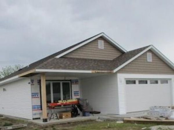 814 N Barela Circle, Centralia, MO 65240