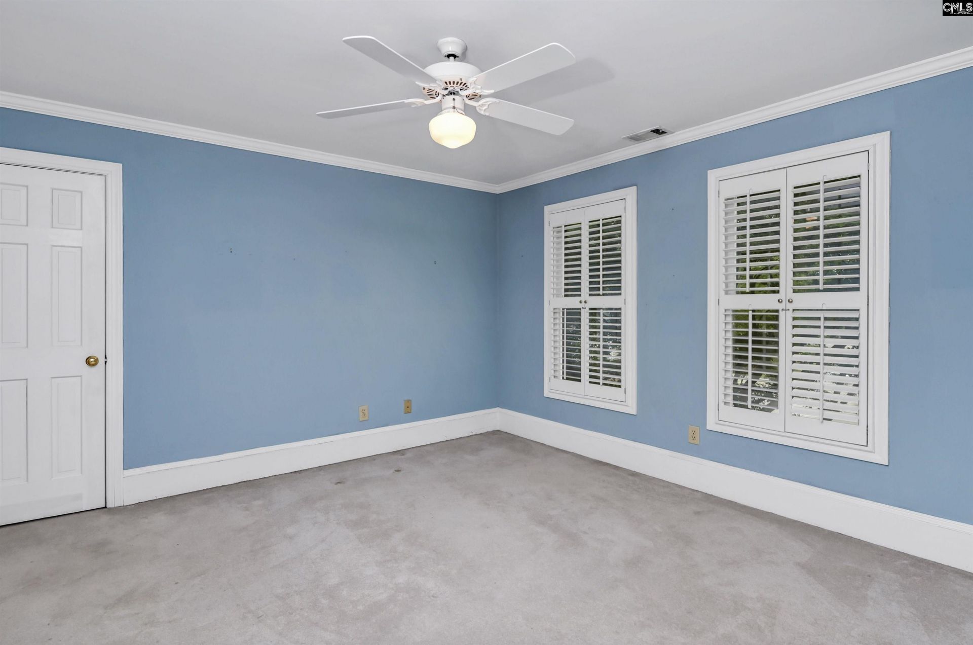 369 Alexander Circle Photo 32