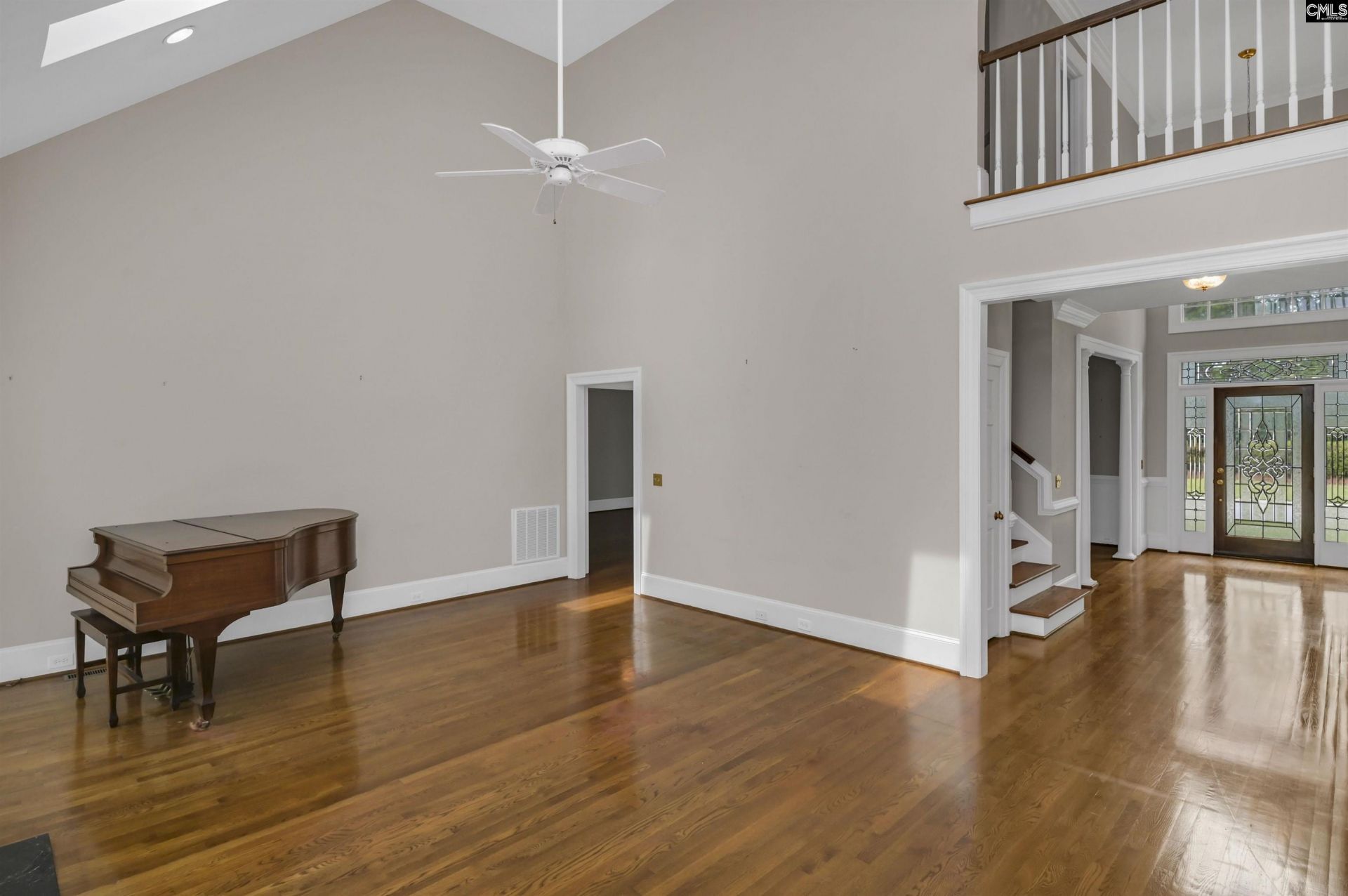 369 Alexander Circle Photo 9