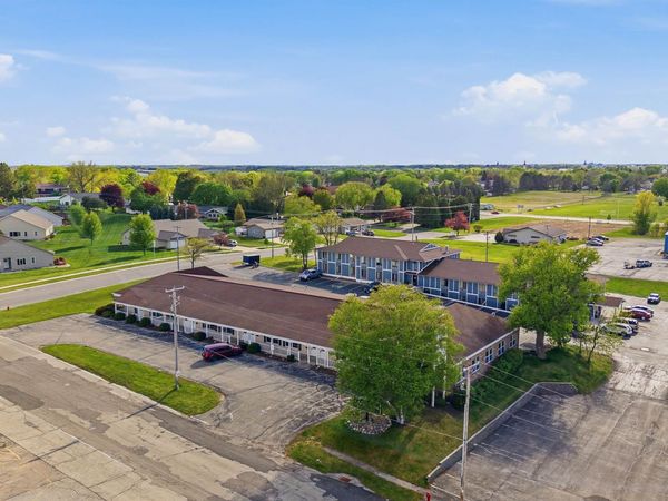 110 Monroe Street, Beaver Dam, WI 53916