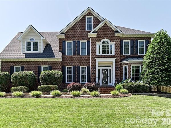 7068 Kidwelly Lane , Matthews, NC 28104
