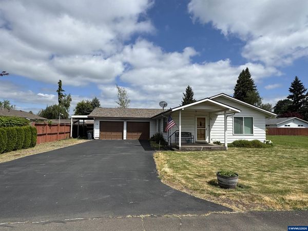 38897 NW 2nd Av, Scio, OR 97374