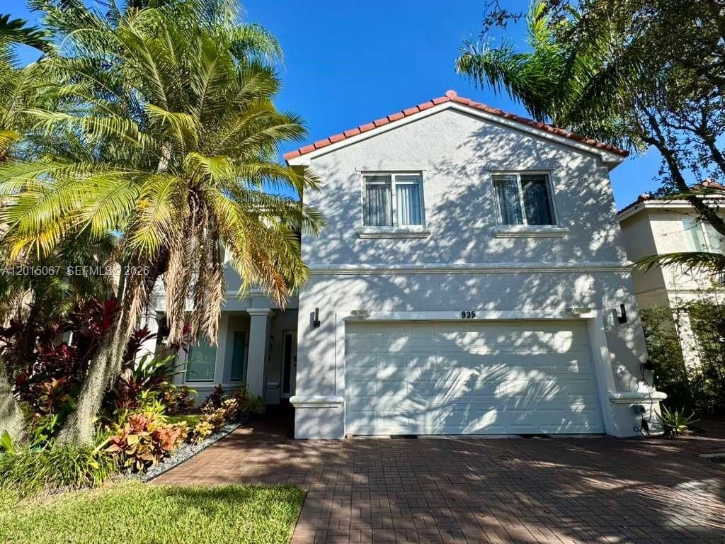 935 Weeping Willow Way, Hollywood, FL 33019 Photo