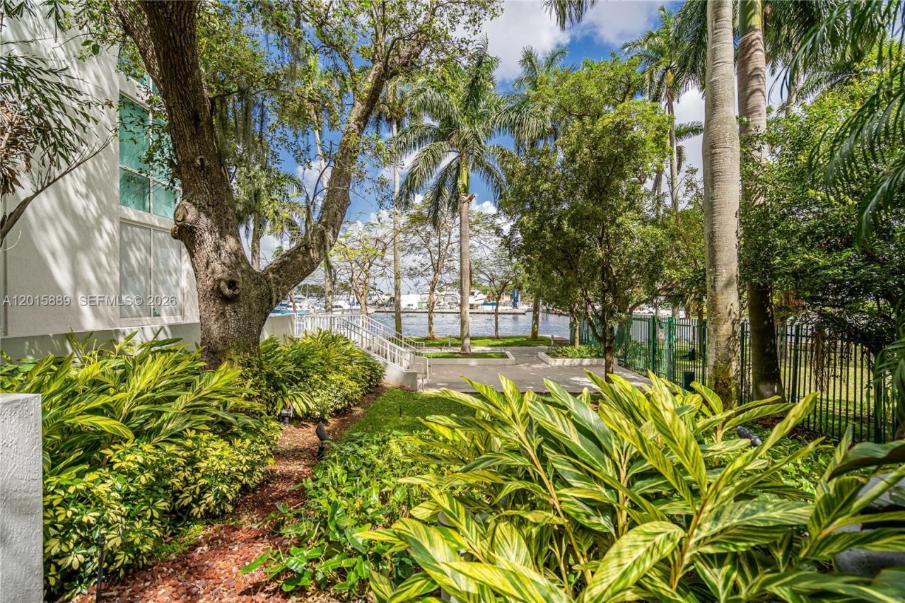 1861 NW S River Dr , Unit 1003, Miami, FL 33125 Photo