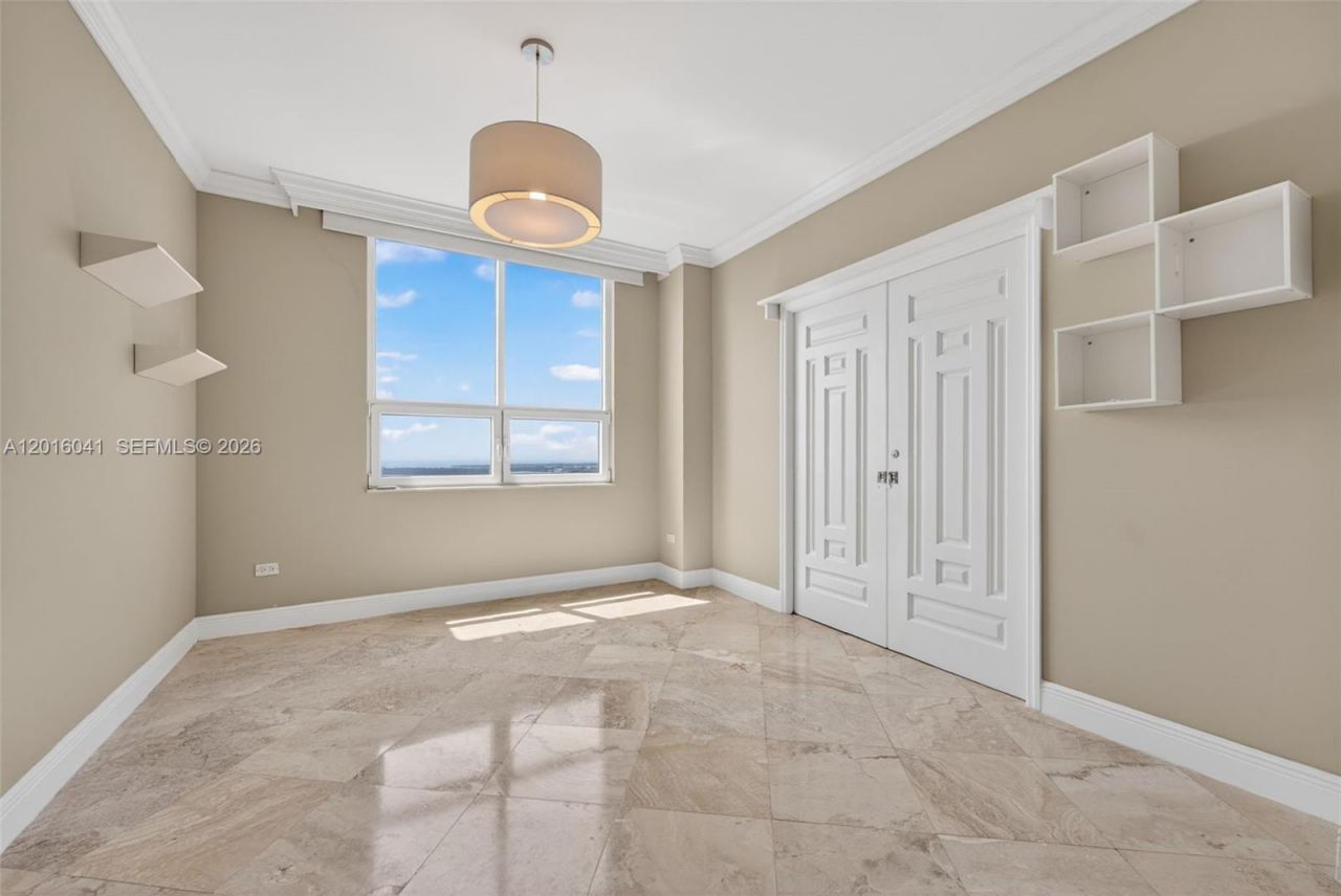 808 Brickell Key Dr, Unit 3304, Miami, FL 33131 Photo
