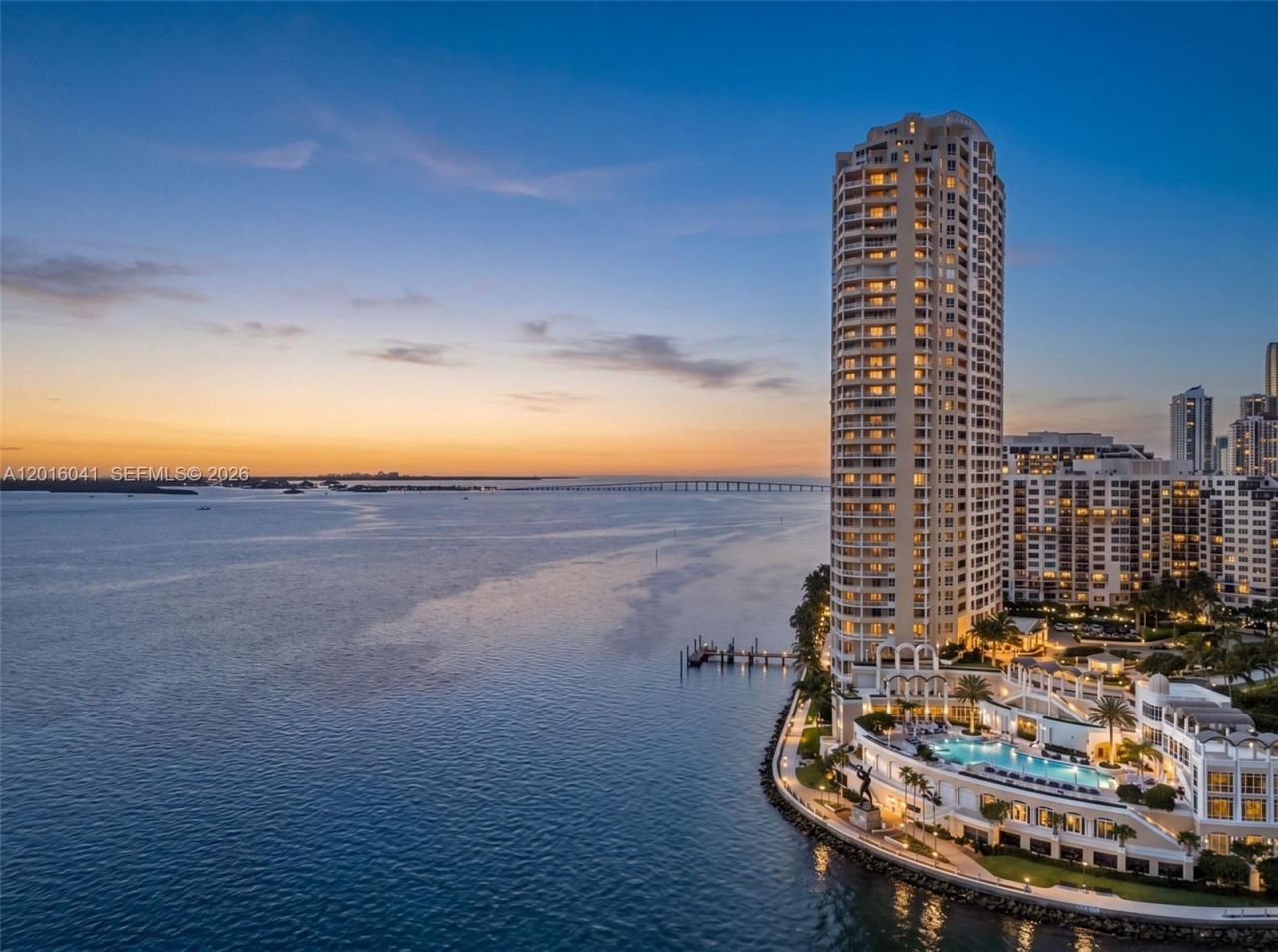 808 Brickell Key Dr, Unit 3304, Miami, FL 33131 Photo