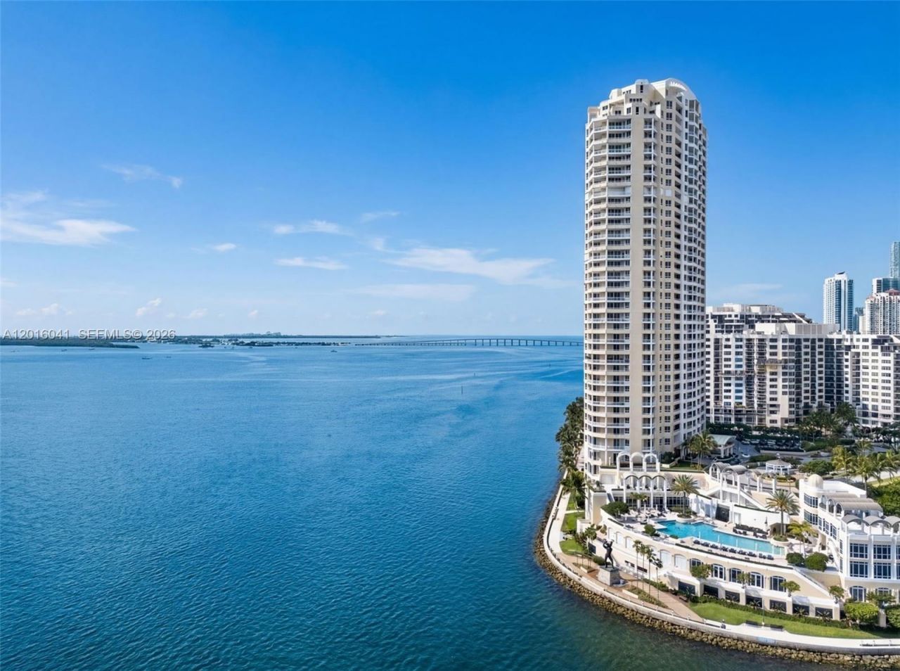 808 Brickell Key Dr, Unit 3304, Miami, FL 33131 Photo