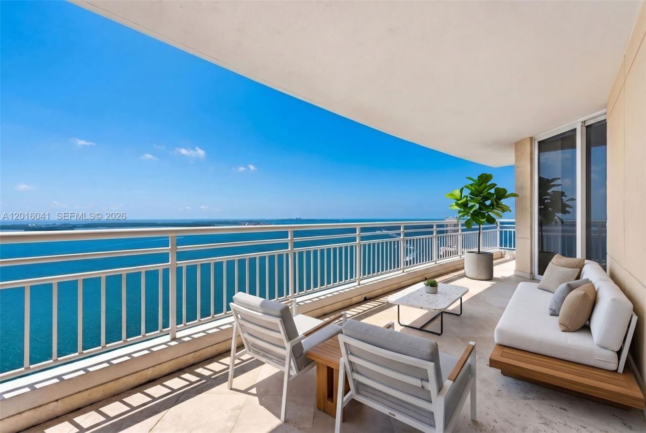 808 Brickell Key Dr, Unit 3304, Miami, FL 33131 Photo