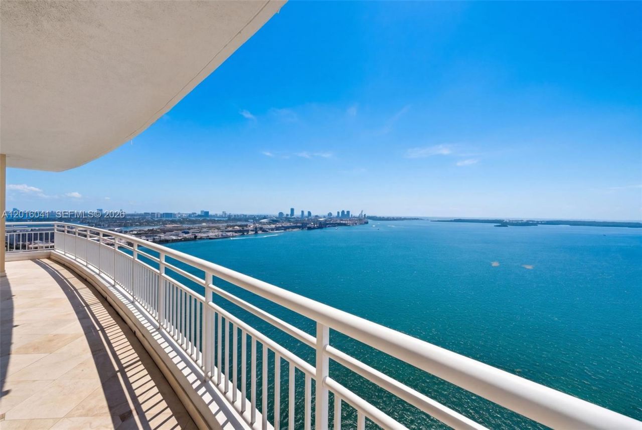 808 Brickell Key Dr, Unit 3304, Miami, FL 33131 Photo