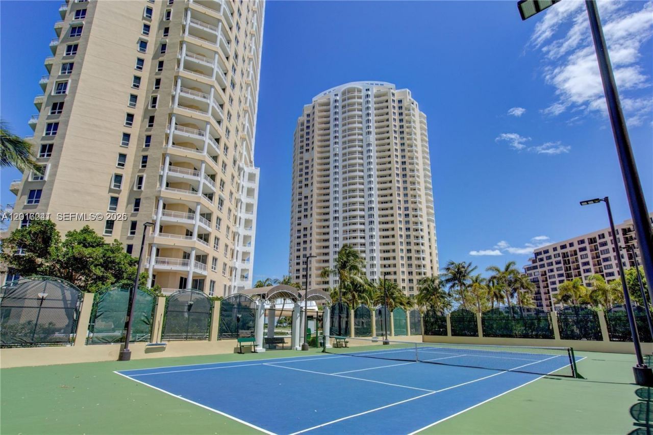 808 Brickell Key Dr, Unit 3304, Miami, FL 33131 Photo