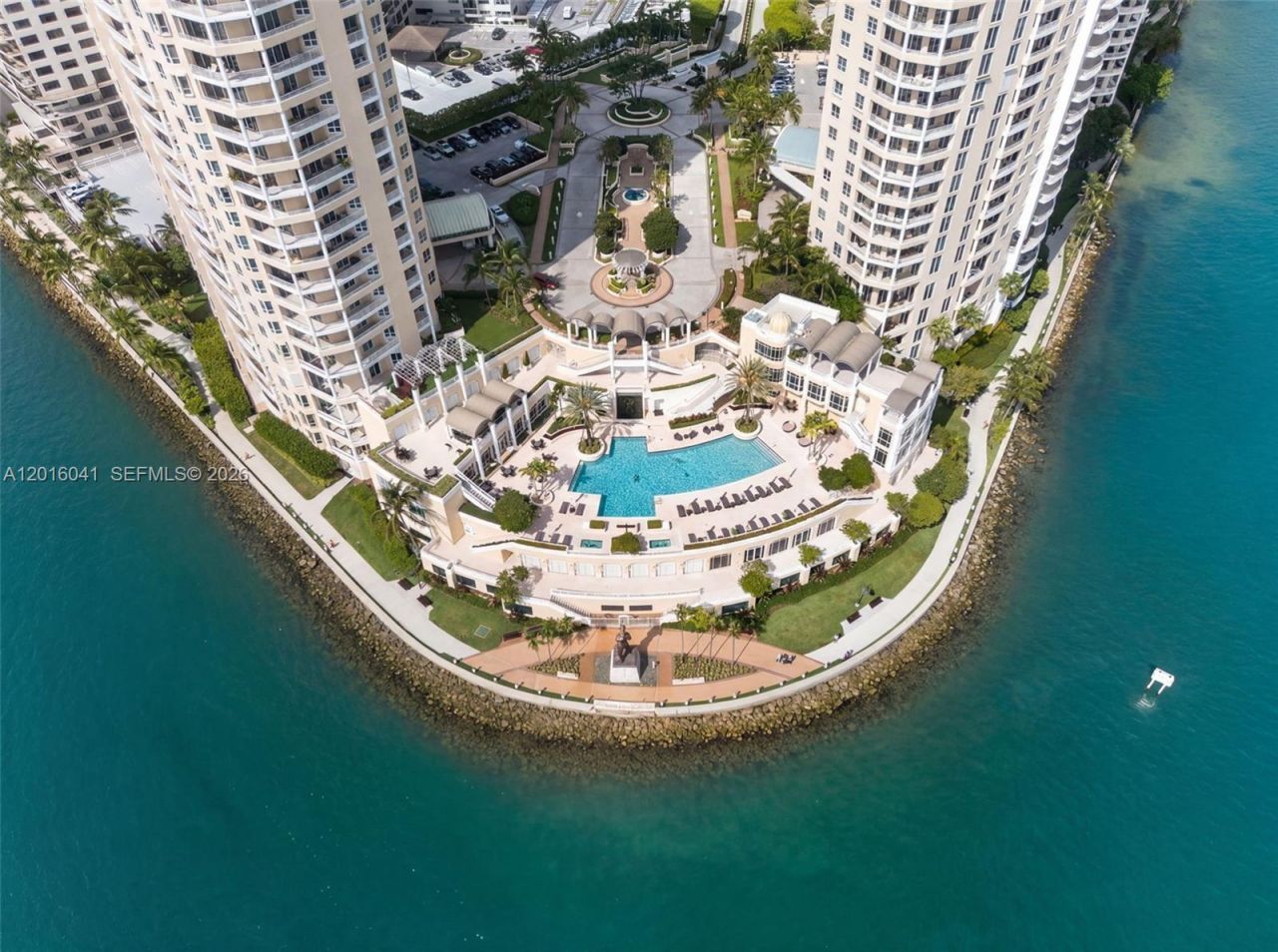 808 Brickell Key Dr, Unit 3304, Miami, FL 33131 Photo
