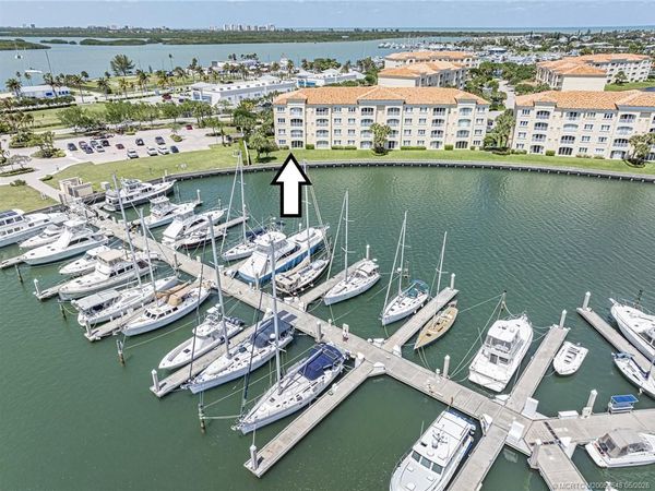 10 Harbour Isle Drive E, Unit 106, Fort Pierce, FL 34949