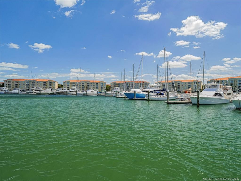 10 Harbour Isle Drive E, Unit 106, Fort Pierce, FL 34949 Photo