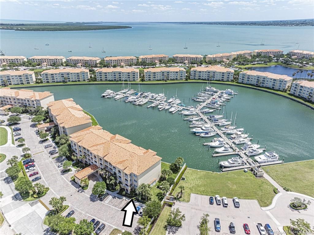 10 Harbour Isle Drive E, Unit 106, Fort Pierce, FL 34949 Photo