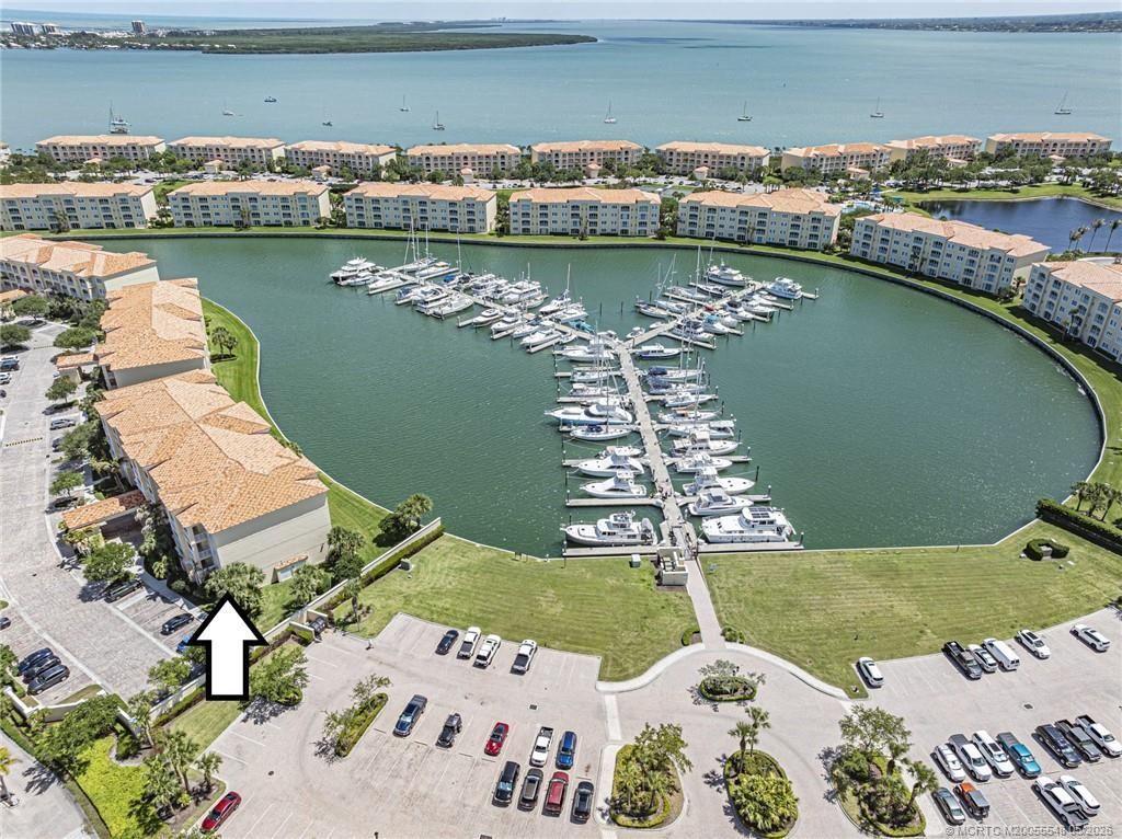10 Harbour Isle Drive E, Unit 106, Fort Pierce, FL 34949 Photo