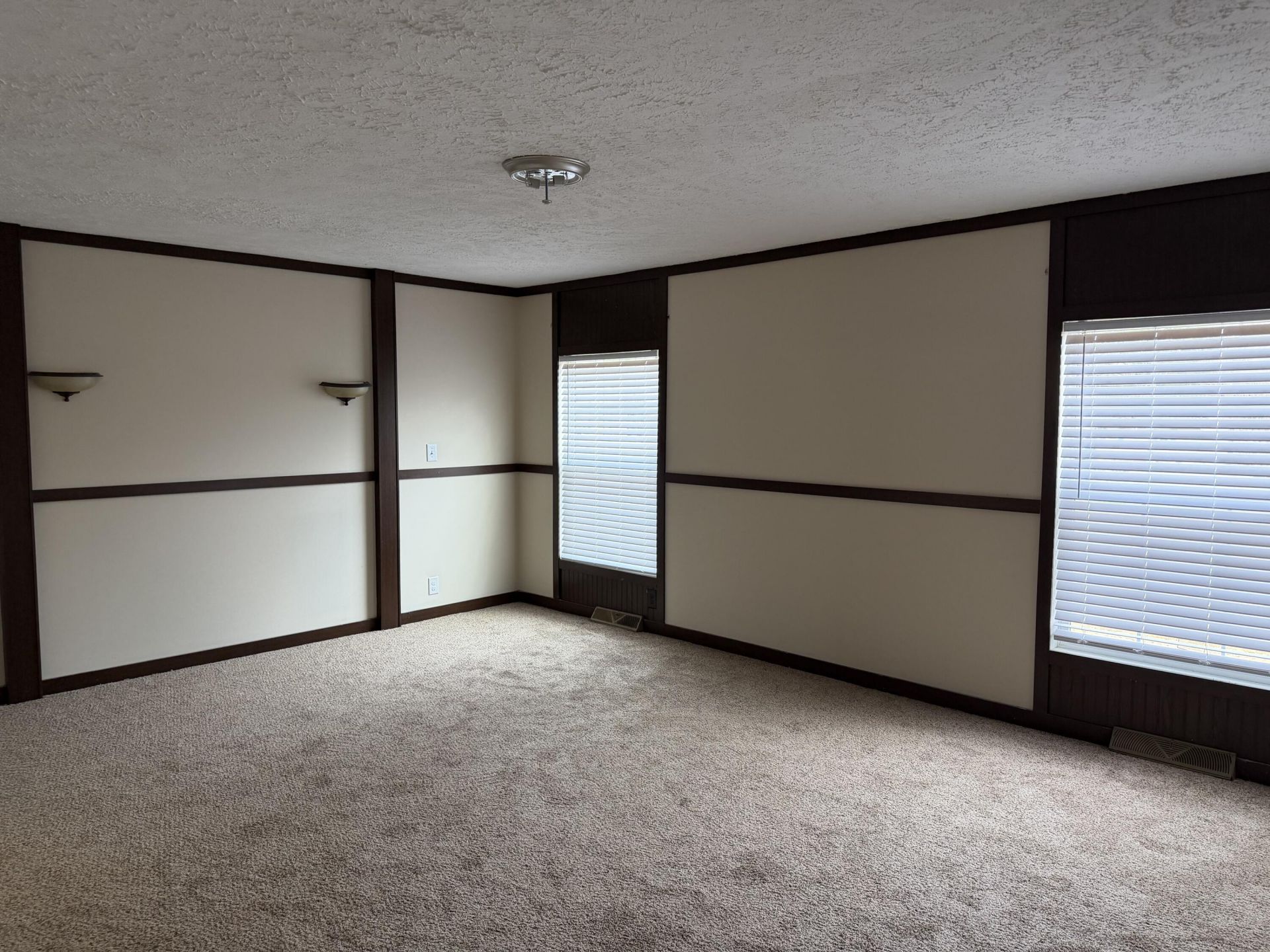 165 Ash Hill Drive Photo 12