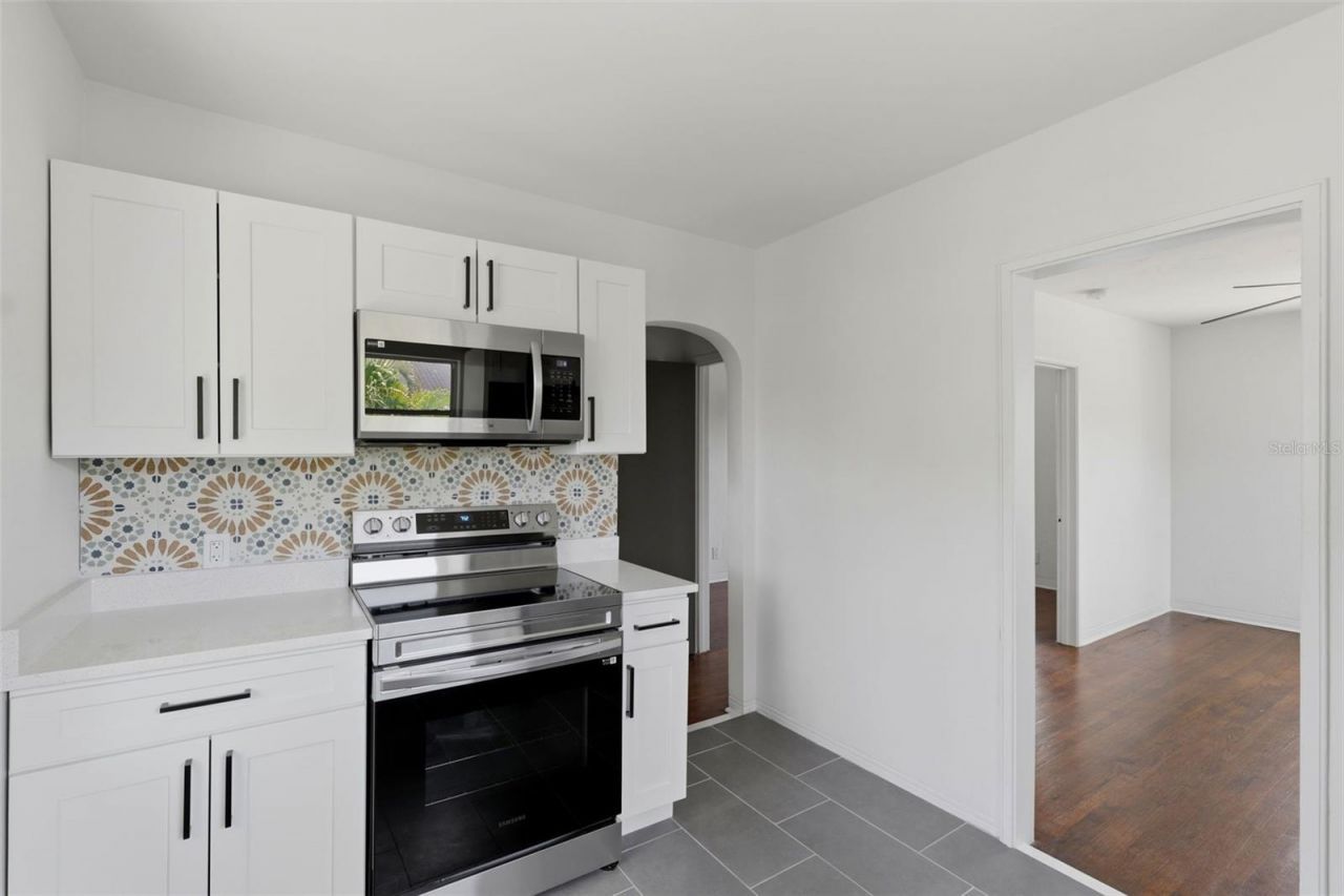 3030 5th Street N, Saint Petersburg, FL 33704 Photo