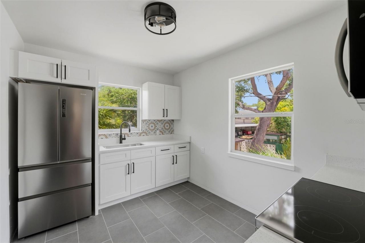 3030 5th Street N, Saint Petersburg, FL 33704 Photo