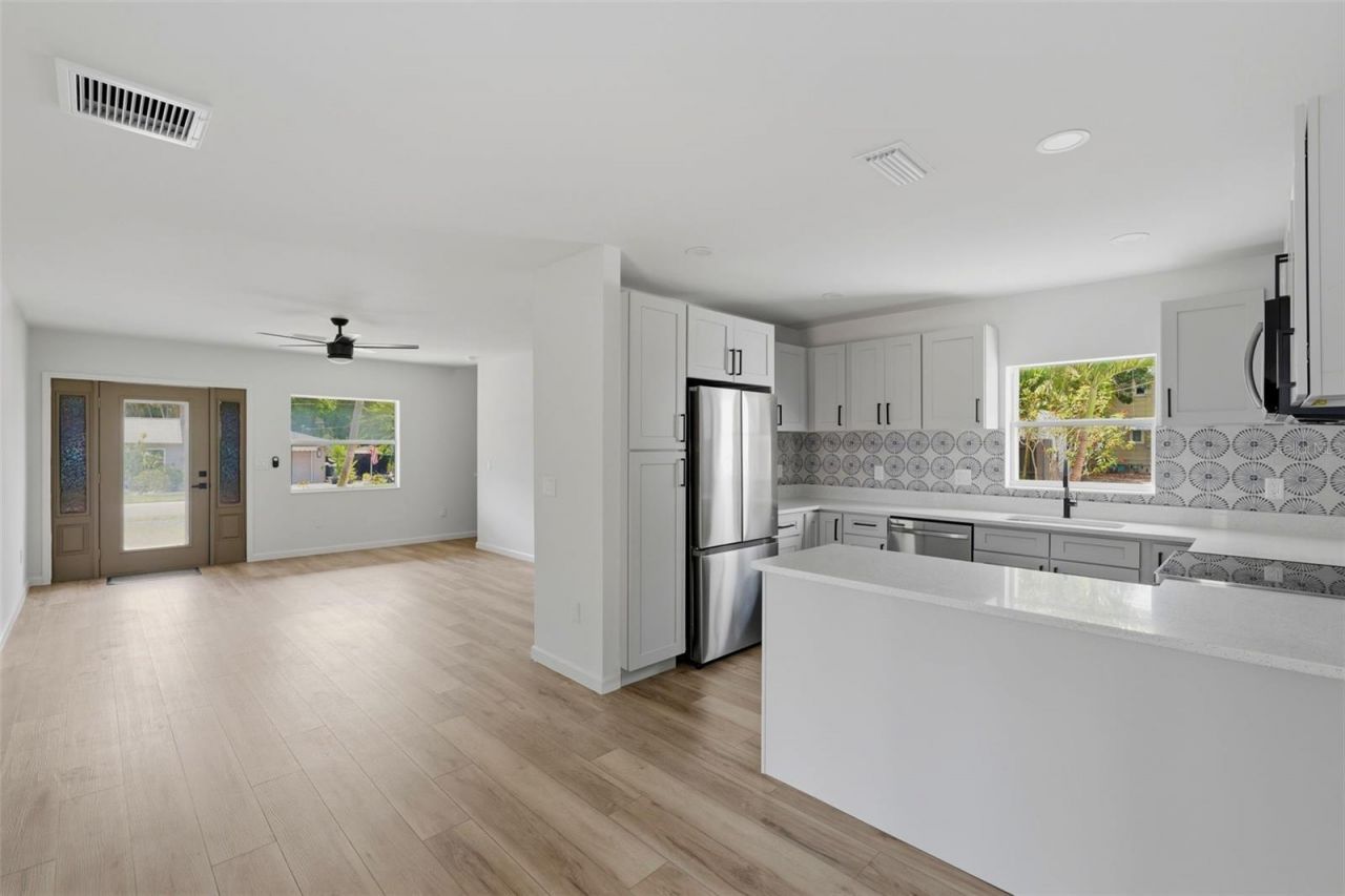 3030 5th Street N, Saint Petersburg, FL 33704 Photo