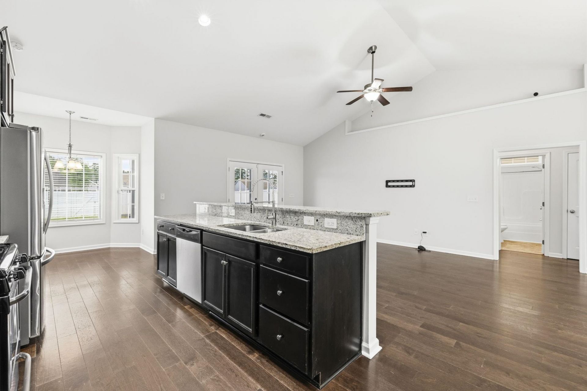 309 Barony Dr.  Photo 11