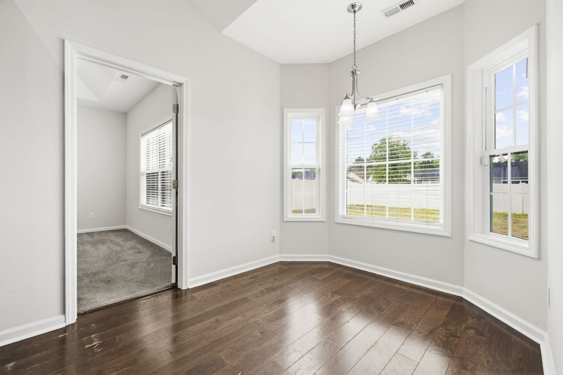 309 Barony Dr.  Photo 13