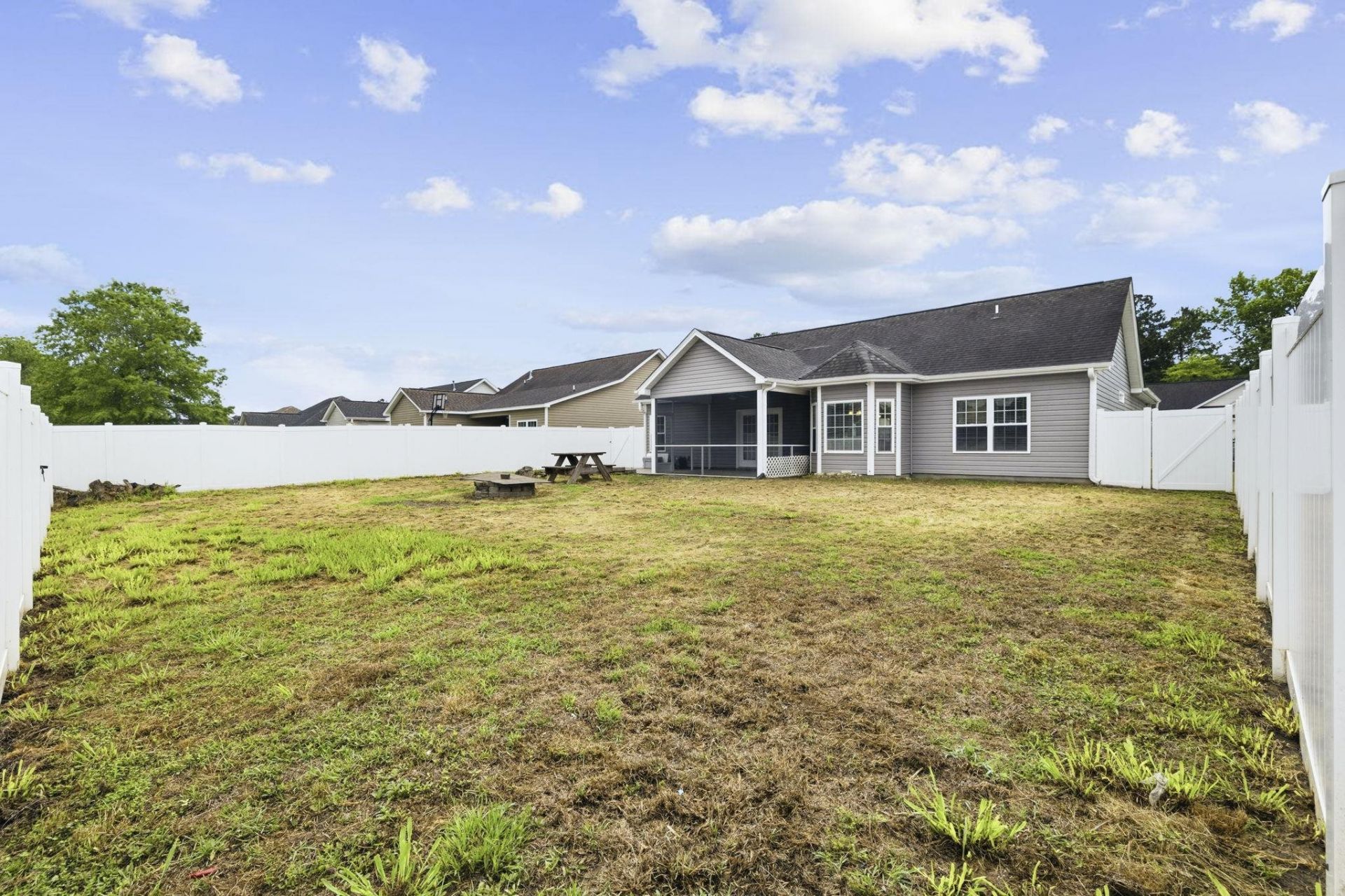 309 Barony Dr.  Photo 27