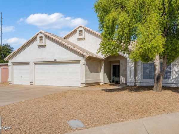7509 W MESCAL Street, Peoria, AZ 85345