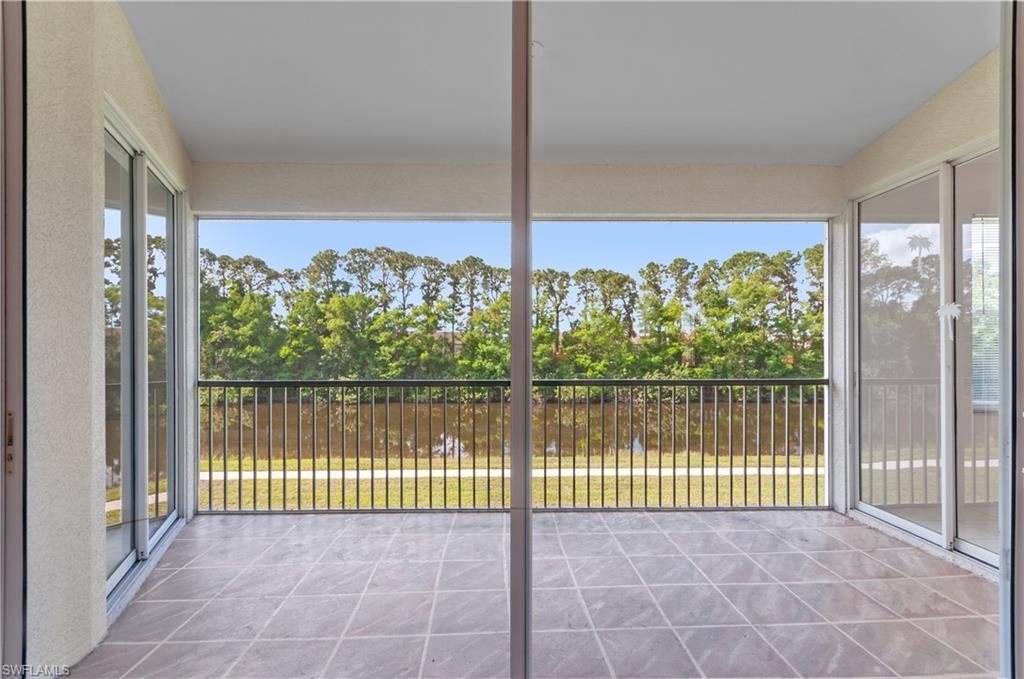 14070 Eagle Ridge Lakes Dr, Unit 202, Fort Myers, FL 33912 Photo
