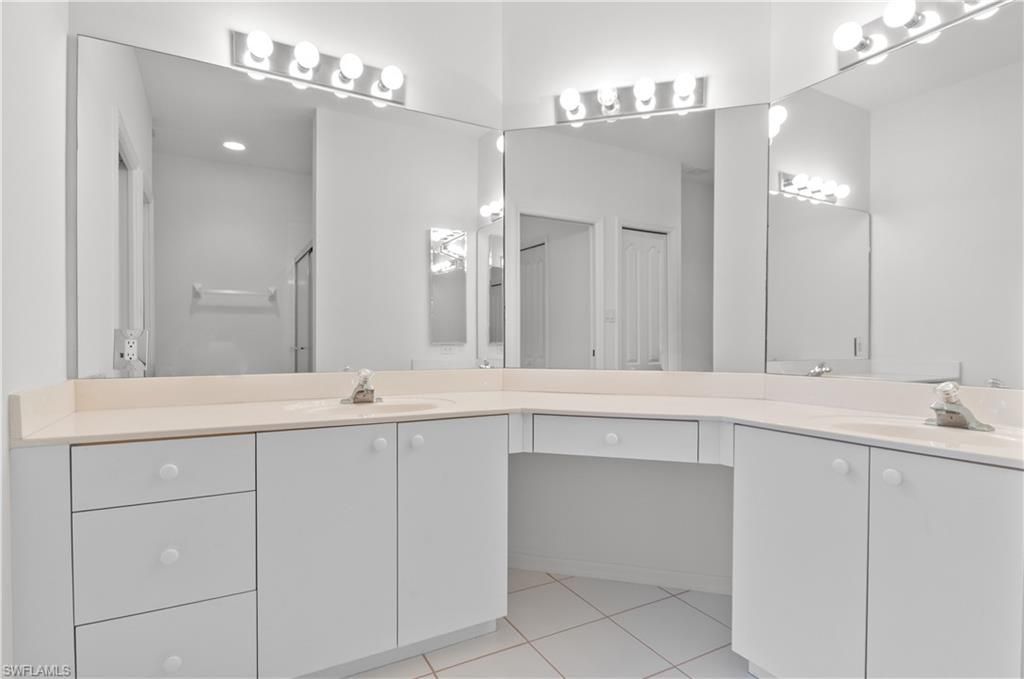 14070 Eagle Ridge Lakes Dr, Unit 202, Fort Myers, FL 33912 Photo