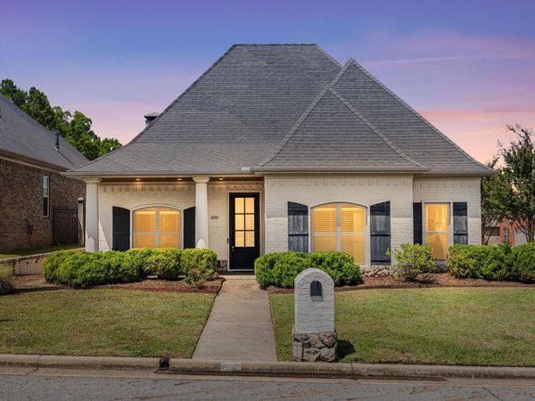 200 Garden Valley Loop, Little Rock, AR 72223